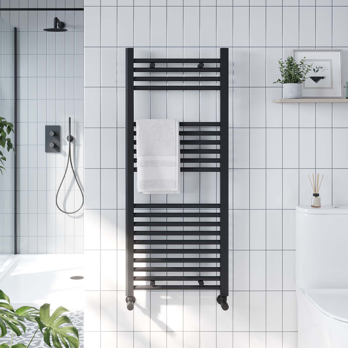 Titan 500x1200mm Heated Towel - Black