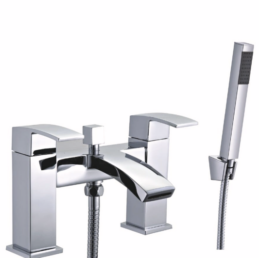 Flow Curve Bath Mixer - Chrome