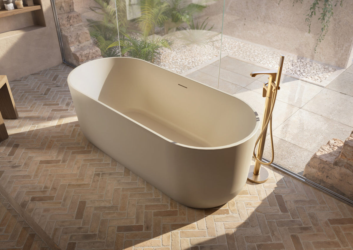 Elba Oval Bath - Matt Stone - in situ 2