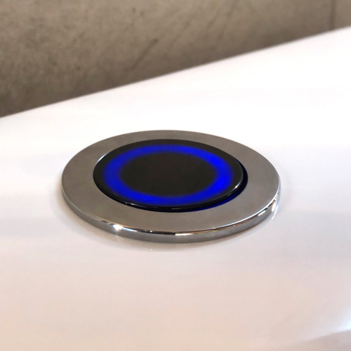 Segovia Contactless Flush Sensor detail