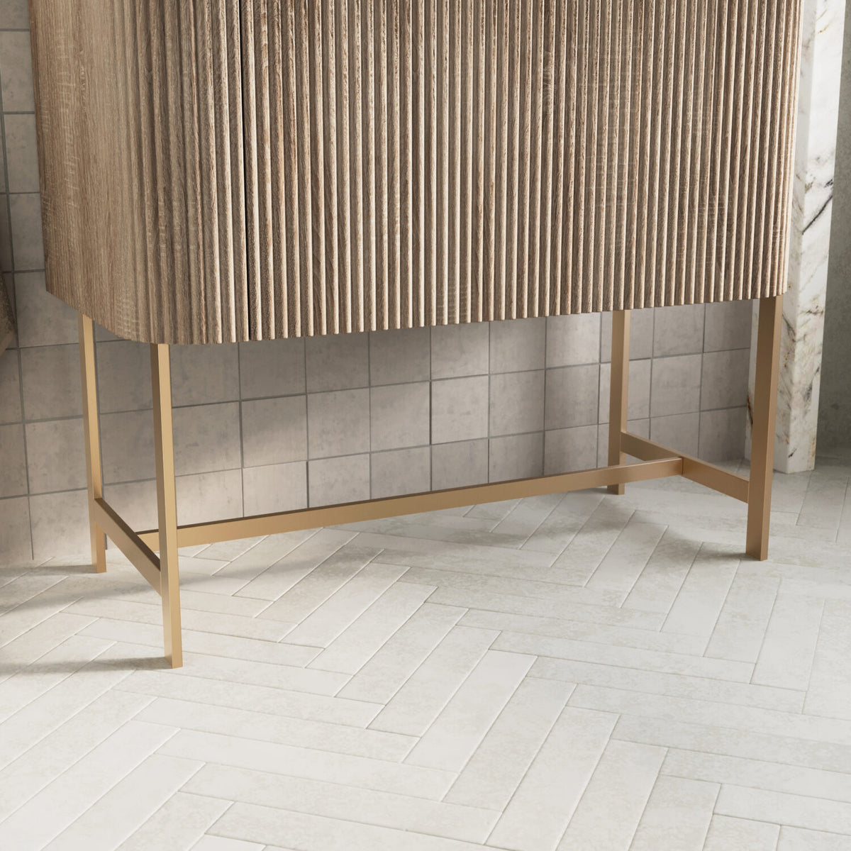 Saluzzo 600 Brushed Brass Frame