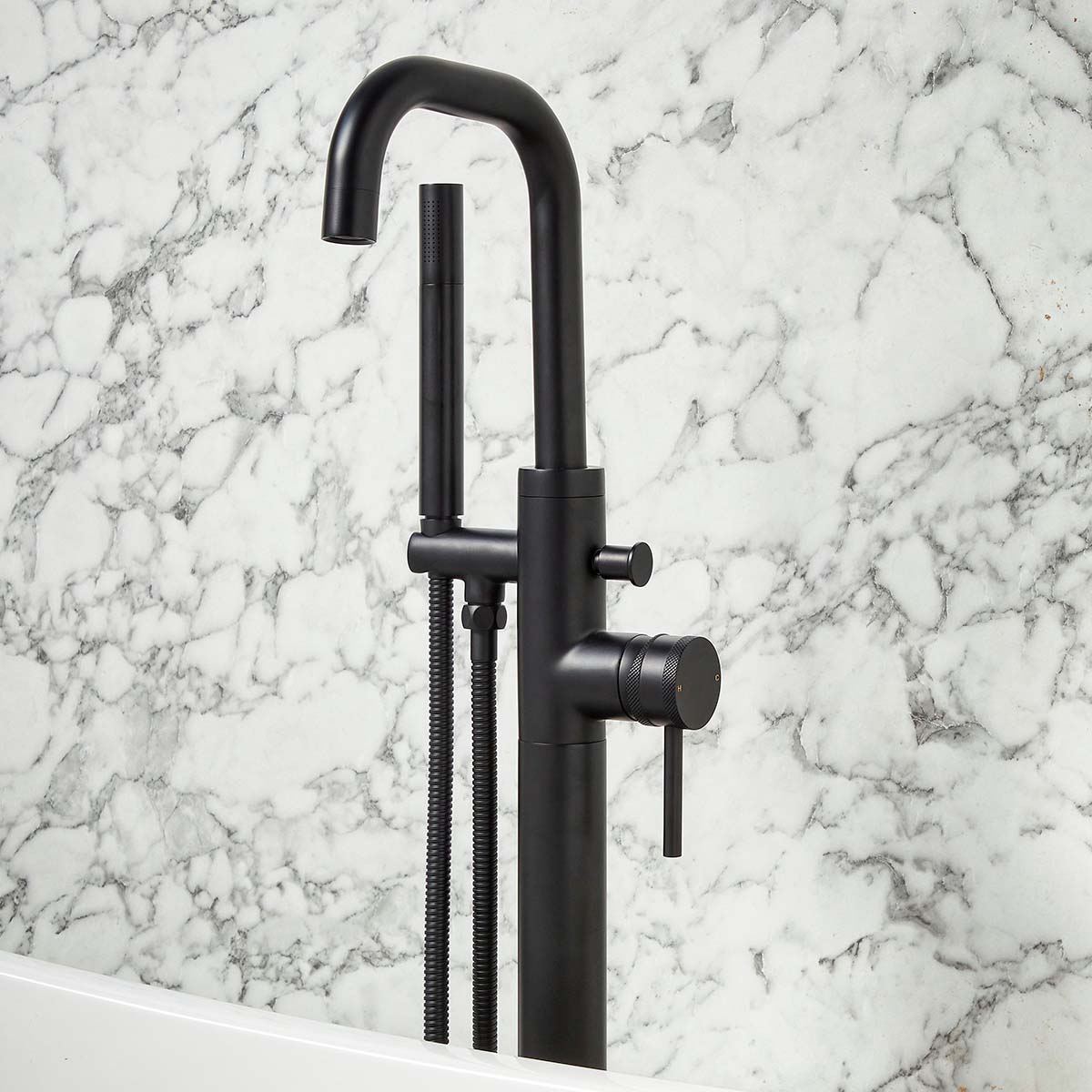 Pinnacle Freestanding Bath Mixer - Black